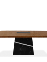 Mesa Magg, 210 x 210, madera Coru